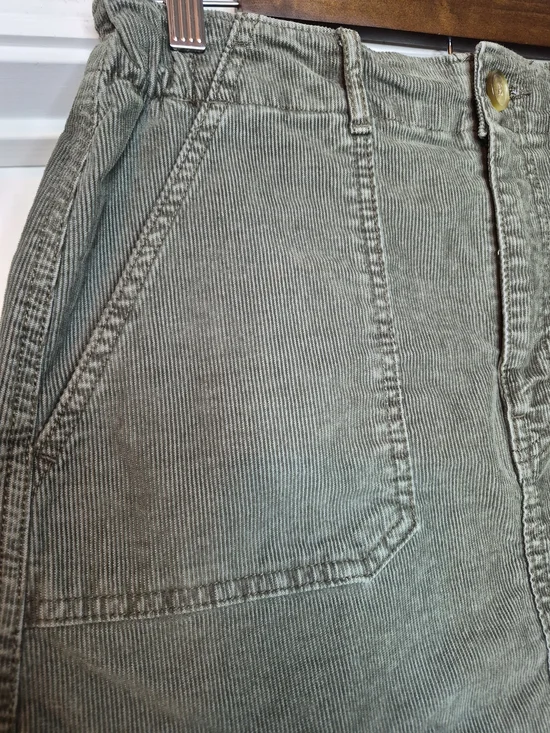 American Eagle Olive Green Corduroy Mini Skirt Size 6 - Picture 3 of 10